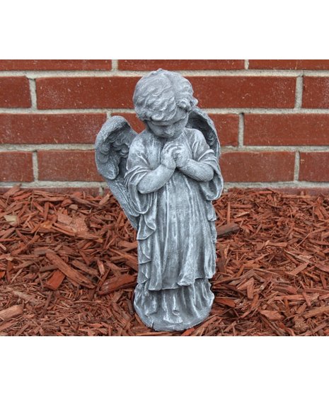 Gabriel Angel – Praying